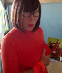Velma loves scooby