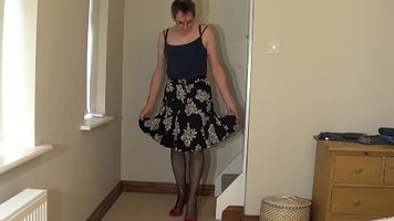 Skirt & heels