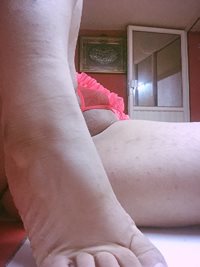 i just like to worship your feet as you using and fucking me