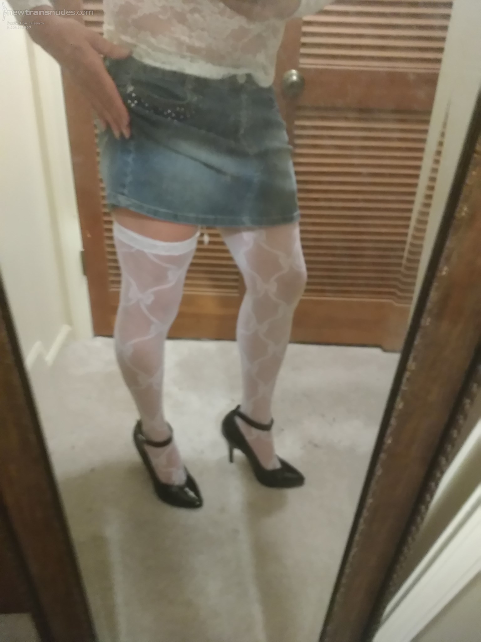 Crissy showing off for fun. Have a view of my profile for more.  