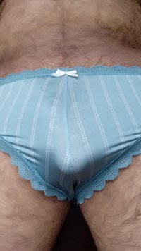 Bought some new panties. Nothing fancy, but they're very soft and cute. Hoo...