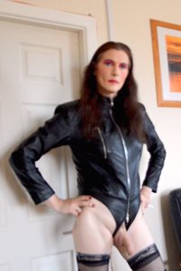 Ts.Isabella Coupe, dressed in leather uses her cunt like a slut who desires...