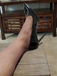 New Silkie's mocha pantyhose and heels with super comfy dress.