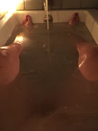 CBT bath time with enema...love my red toes...🥰