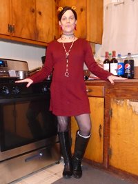 2022-01-08 Party: I took Saira into the kitchen where the lighting was bett...