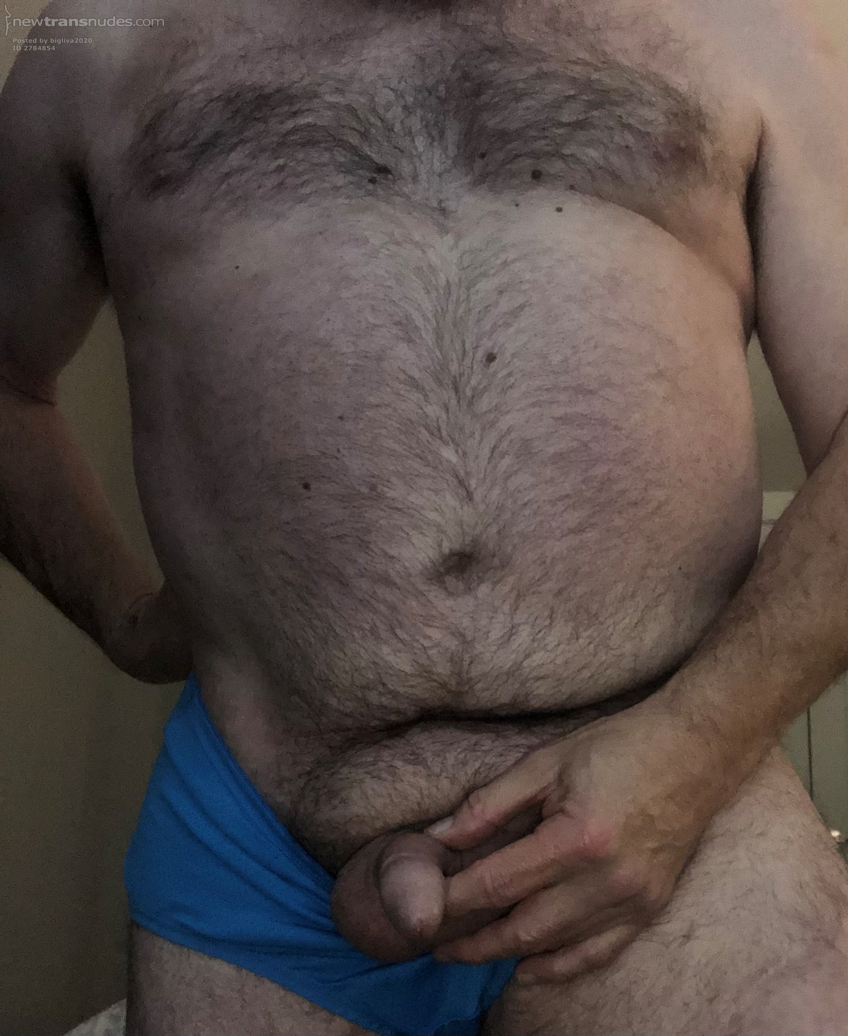 Finally I couldn't hold back and poppd out my sissy dicklet.