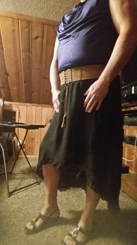 One of my longest skirts. I'm ready to go out for a walk. Who wants to join...
