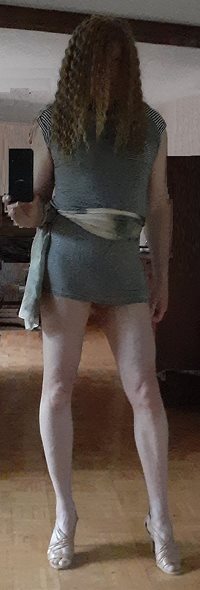 Sexy summer dress, waiting for the UPS man .. hope for a delivery