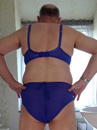 Trying on my new panties and bra and would love to hear your comments pleas...
