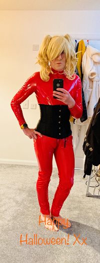 Love a tight catsuit! Xx