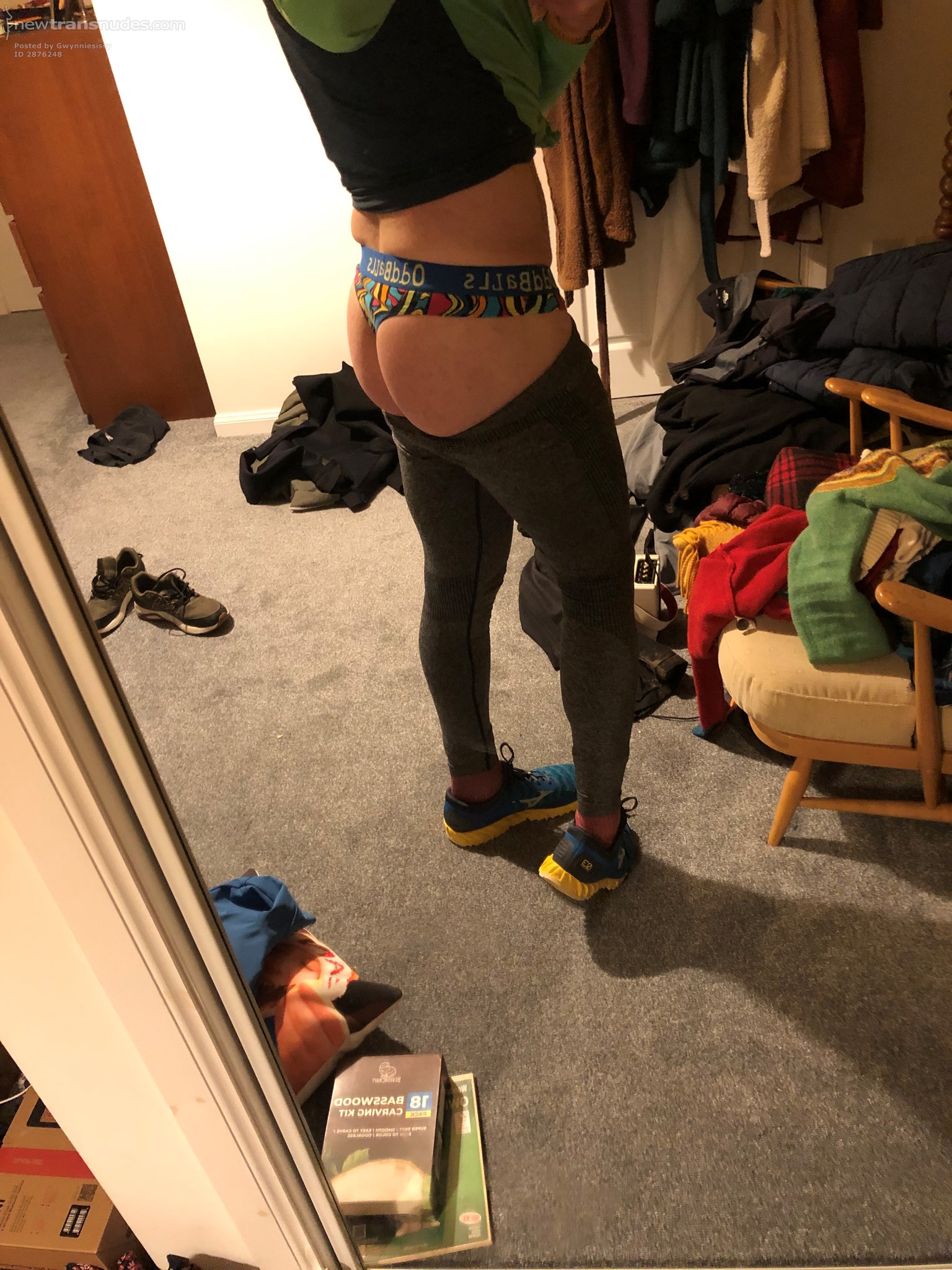 Love wearing a thong to the gym! Xx