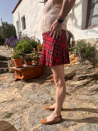 Basque and one of my favourite Lindy Bop mimi skirts. Check out my videos t...