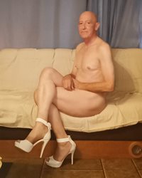Faggot Andrew Brown - Just Heels