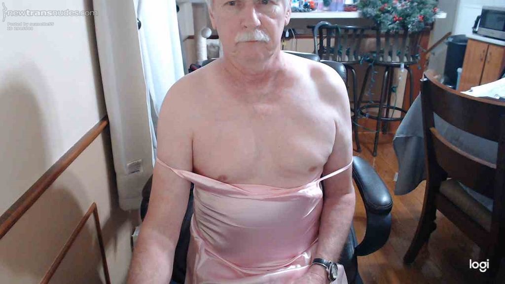 Sissy Seanette Carey  shemale crossdresser pink lingerie