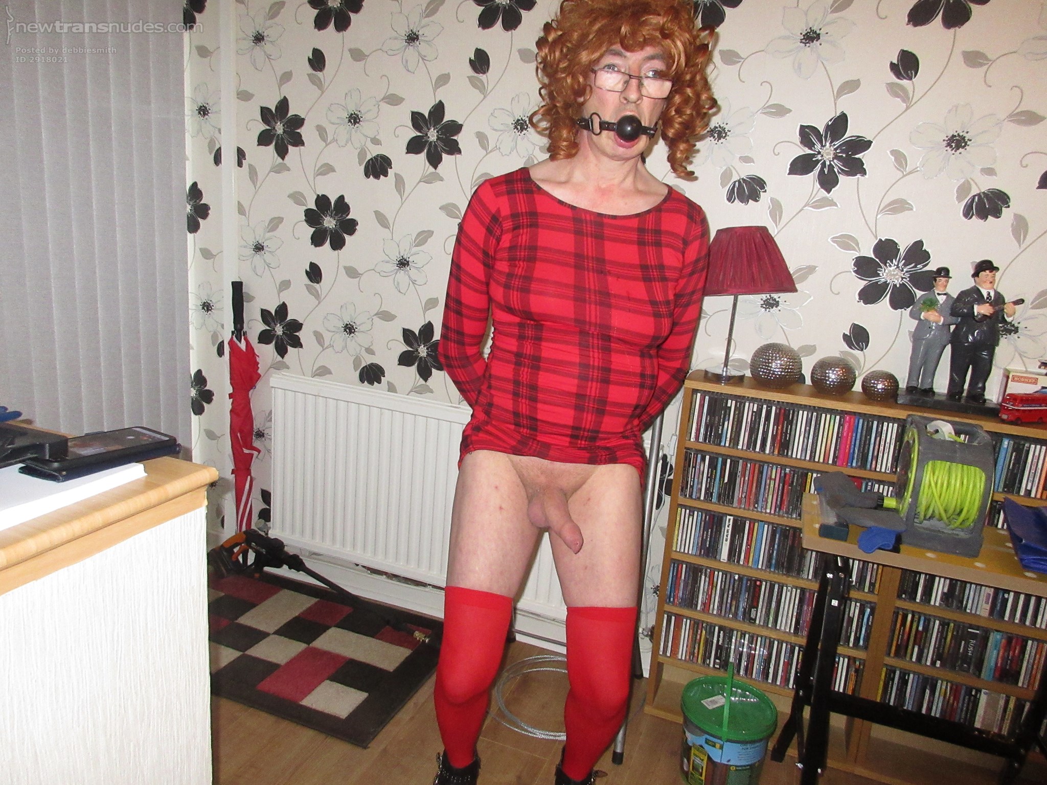 This is  want happens when you dare to backchat your mistress sorry mistres...