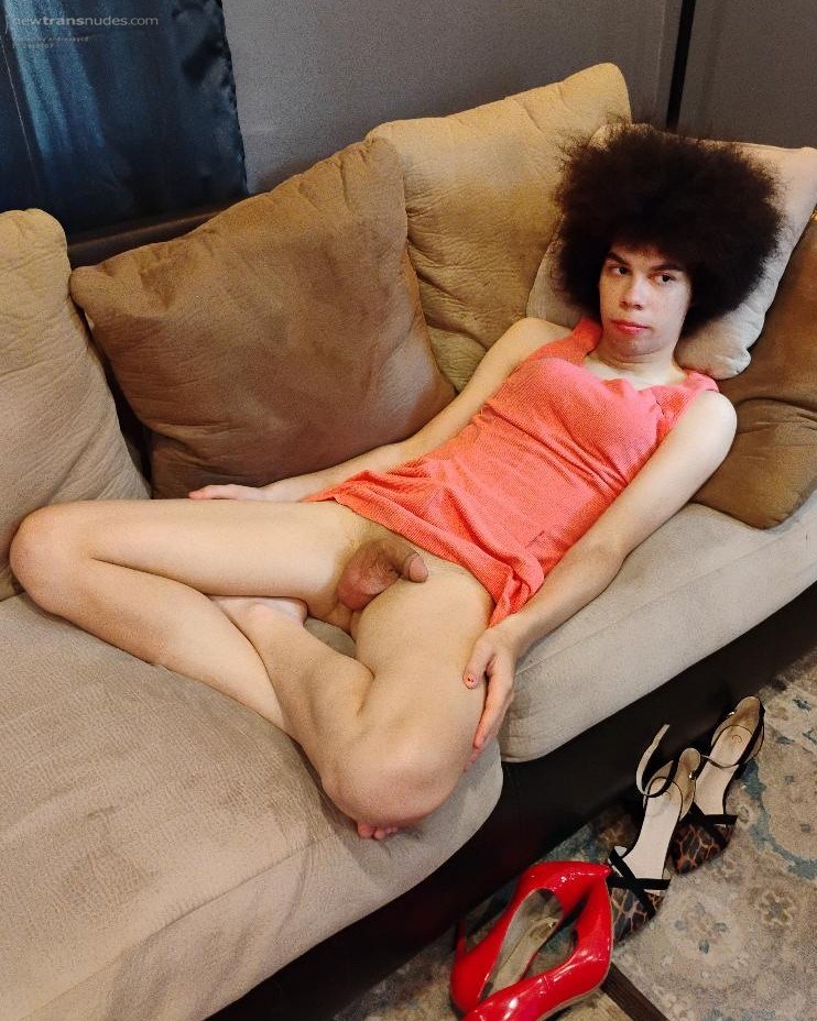 2025-06-05: I set up a photo shoot for Ava, my newest "project" at the Part...