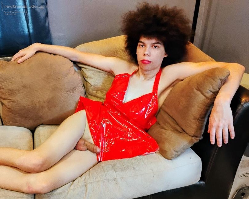 2025-06-05: I set up a photo shoot for Ava, my newest "project", at the Par...