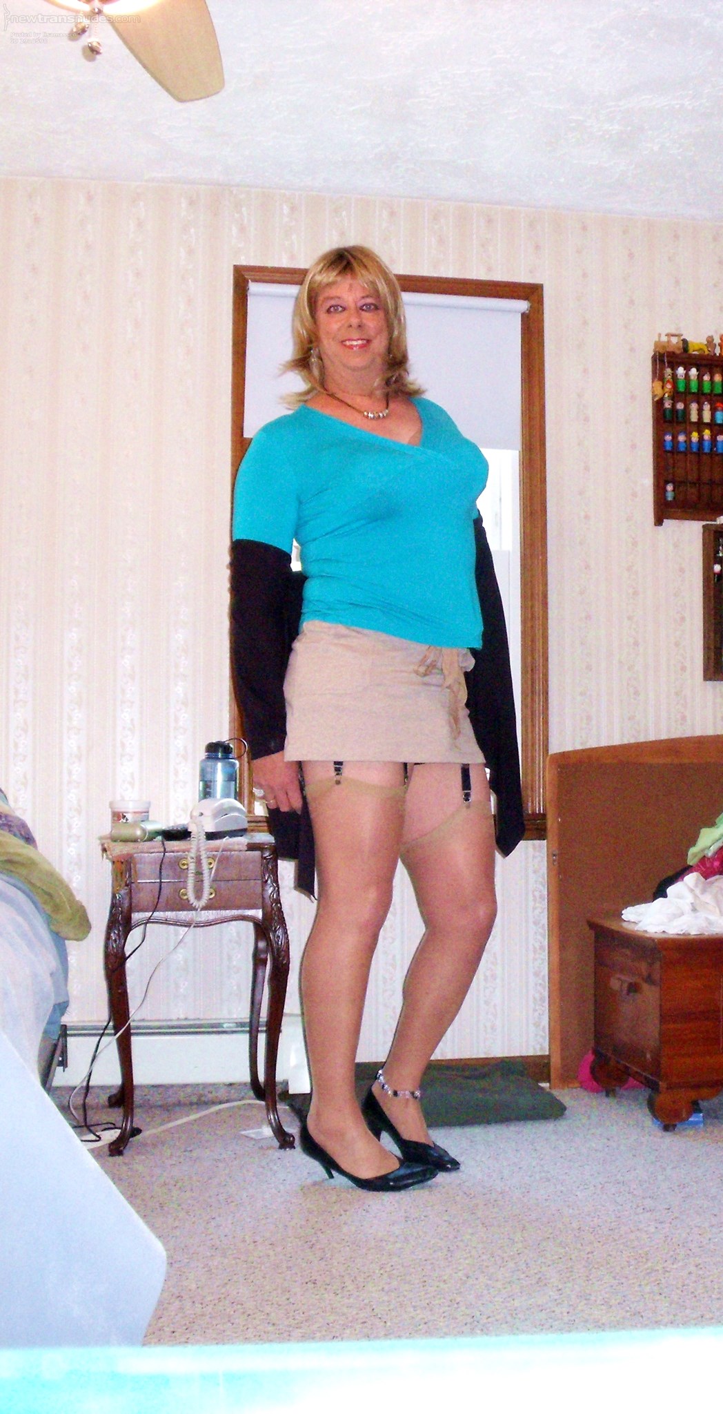 Lace tops with garter