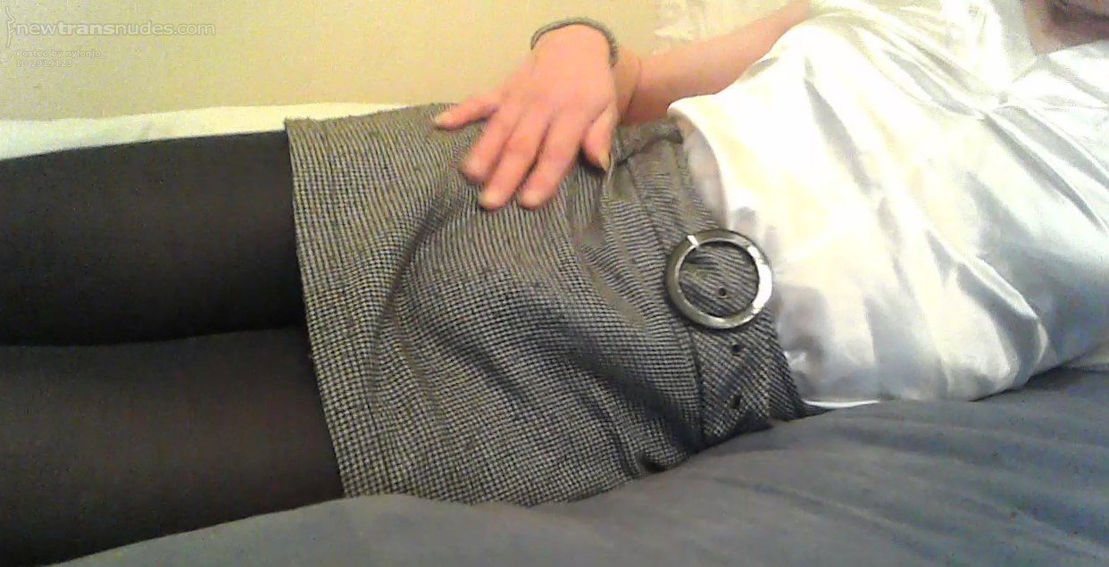 How do you want me xxx Unedited solo vids from January, let me know if you'...