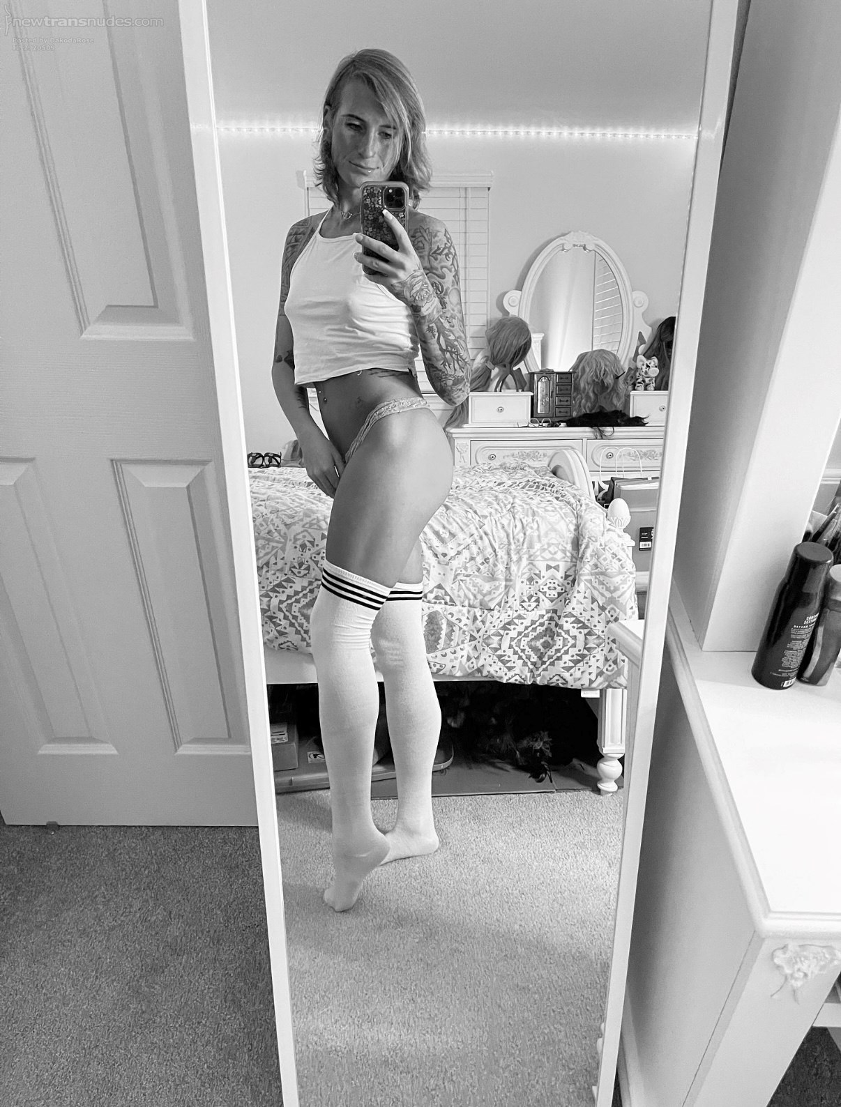 Who likes long legs?