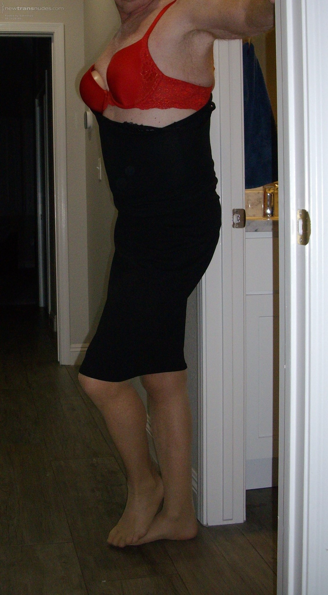 Slow black and red striptease