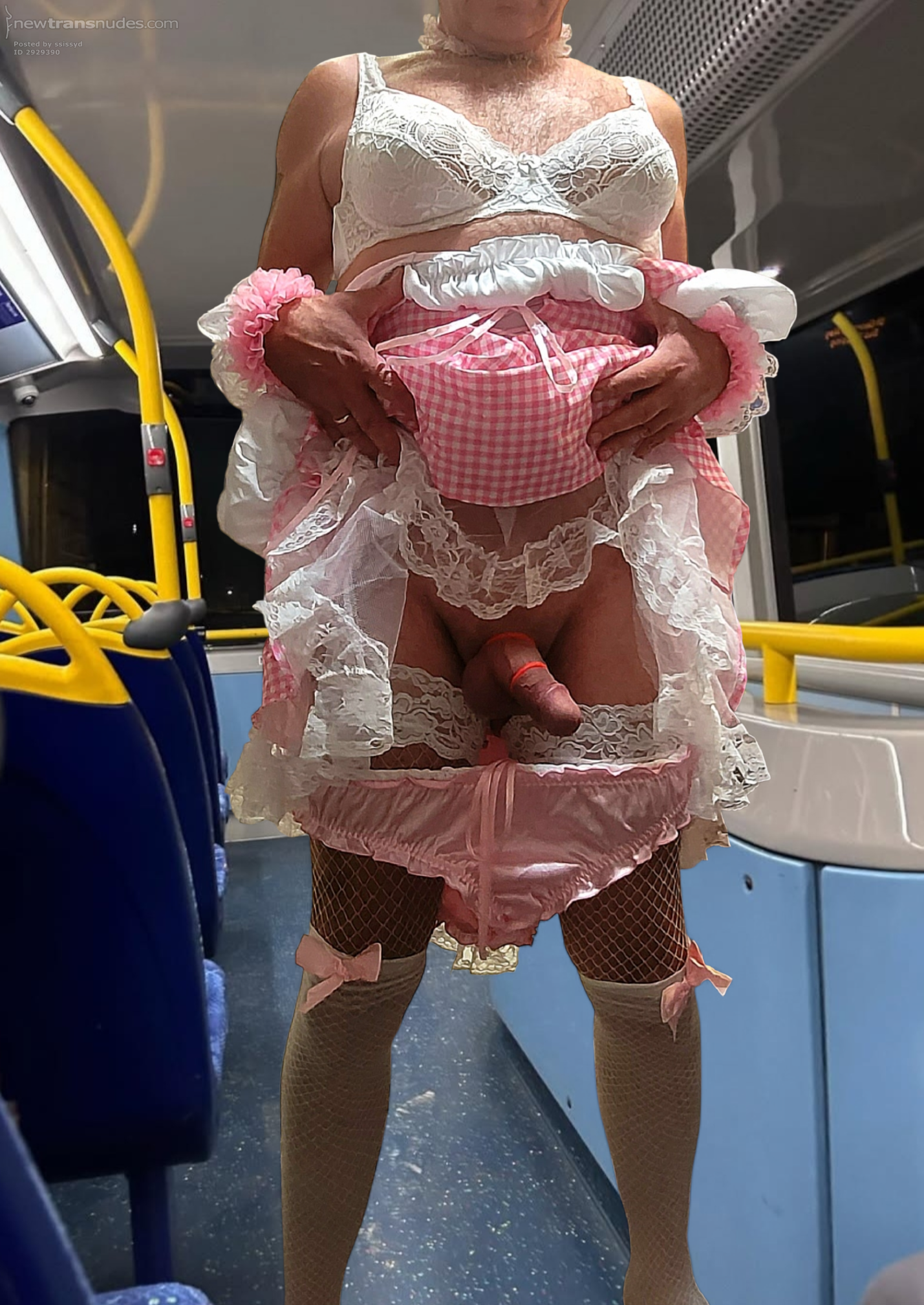 Late night bus thrill seeking xx