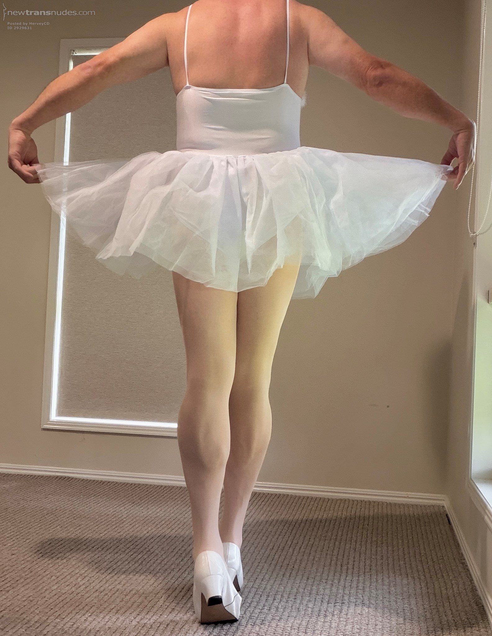 a couple more pics from a recent dance class