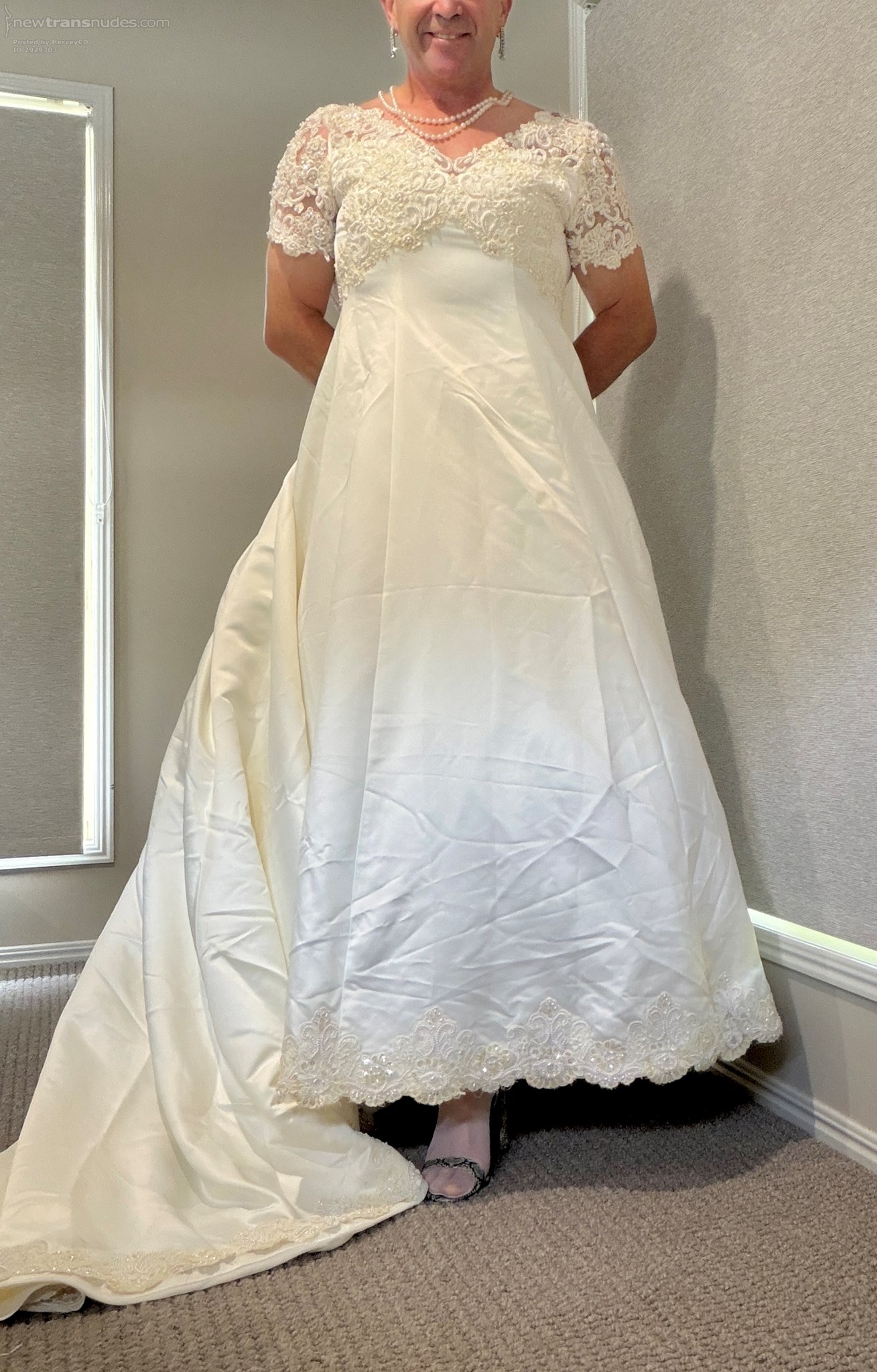 bridal wear today, this time with stockings x