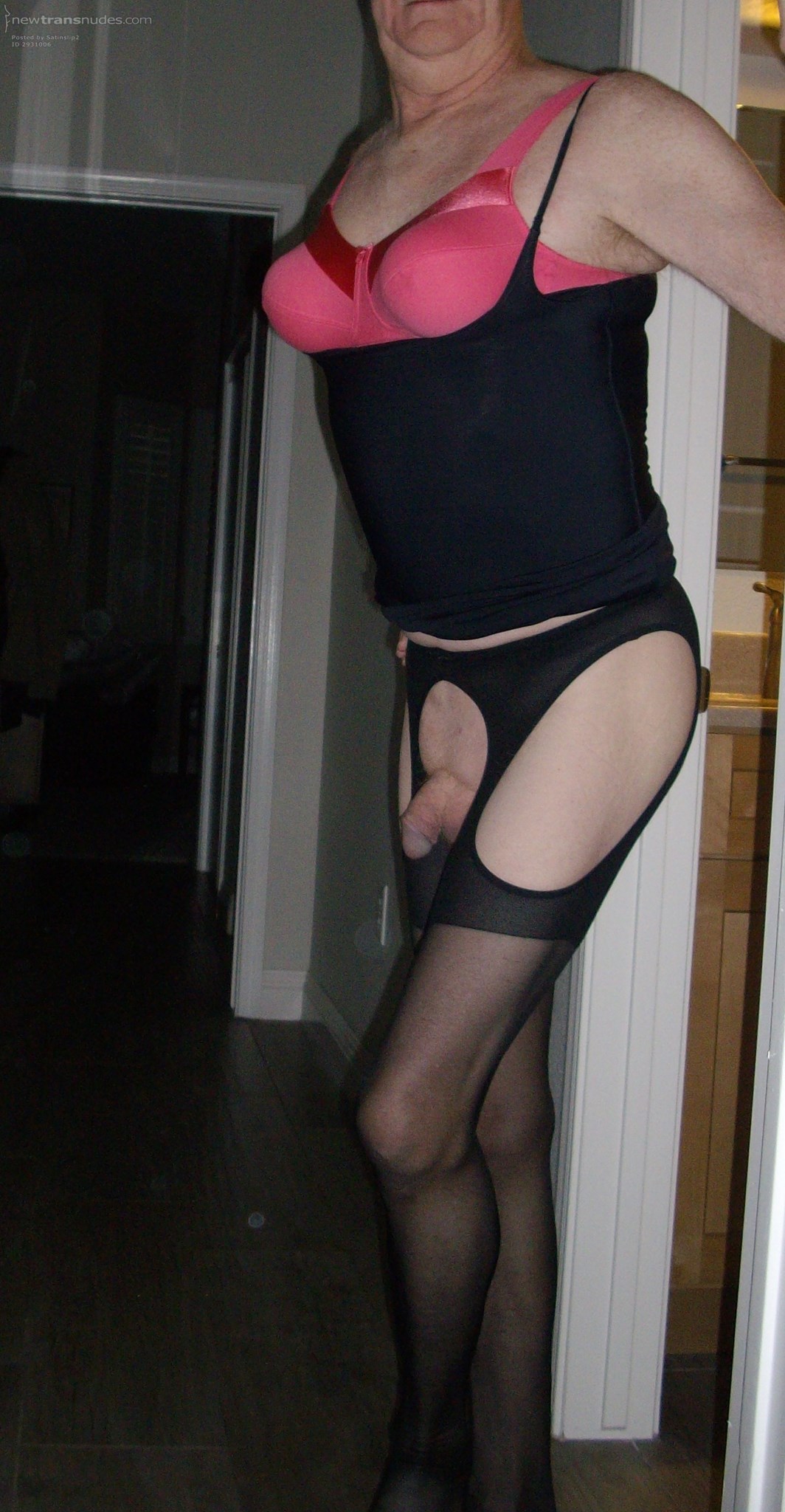 Showing off my natural boobs and clitty