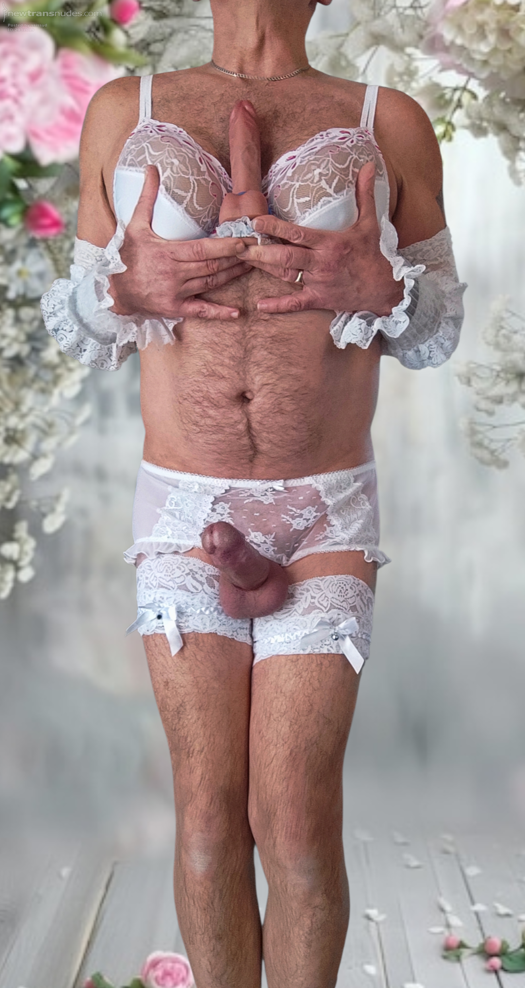 Does feel nice as I gently tit massage it xx