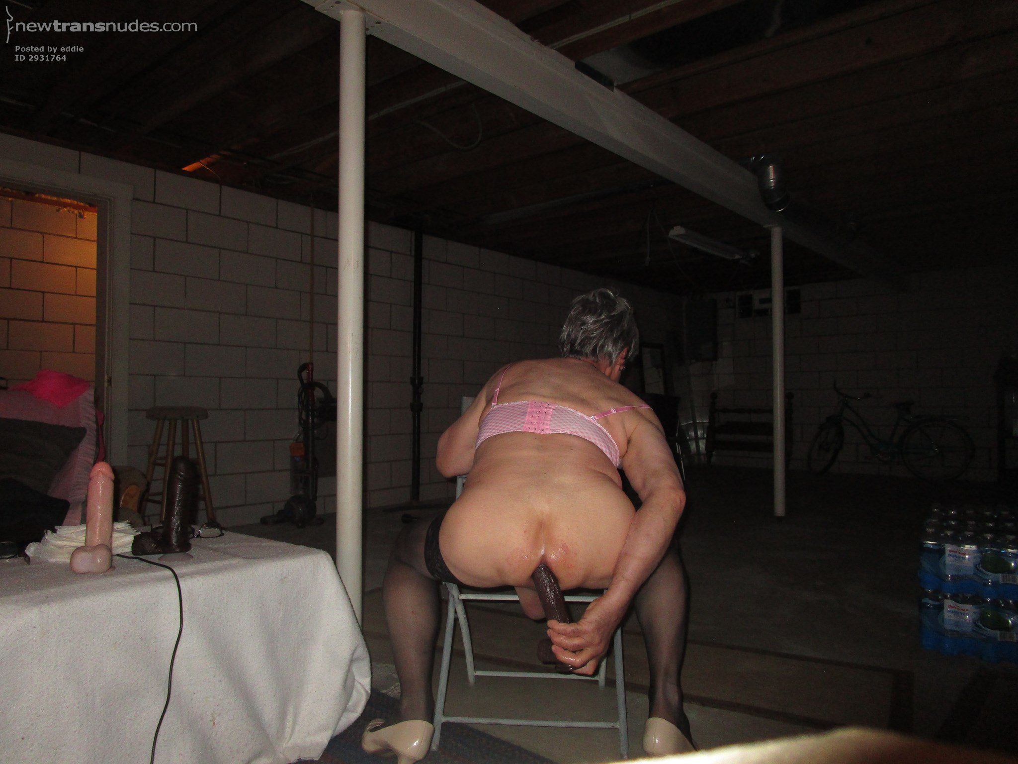  the fat head pops in nicely after the other 2 warmed my pussy up for it