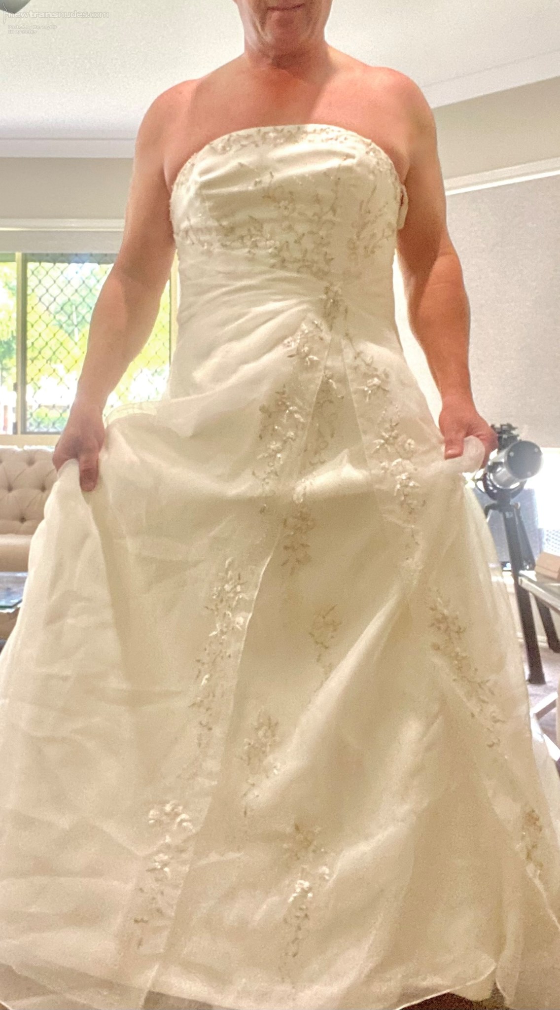 would you like to be underneath my skirt ???