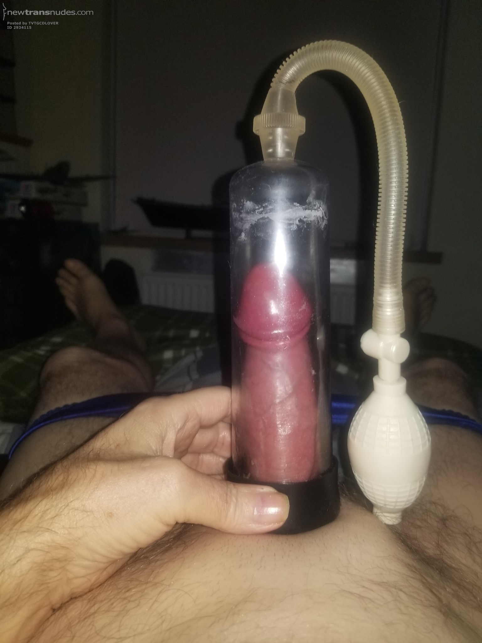 Feeling horny as hell I wish I had a play mate ?