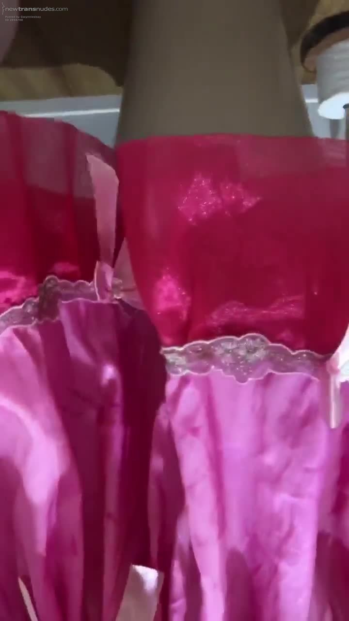 Enjoying riding my 8” dildo! Xx