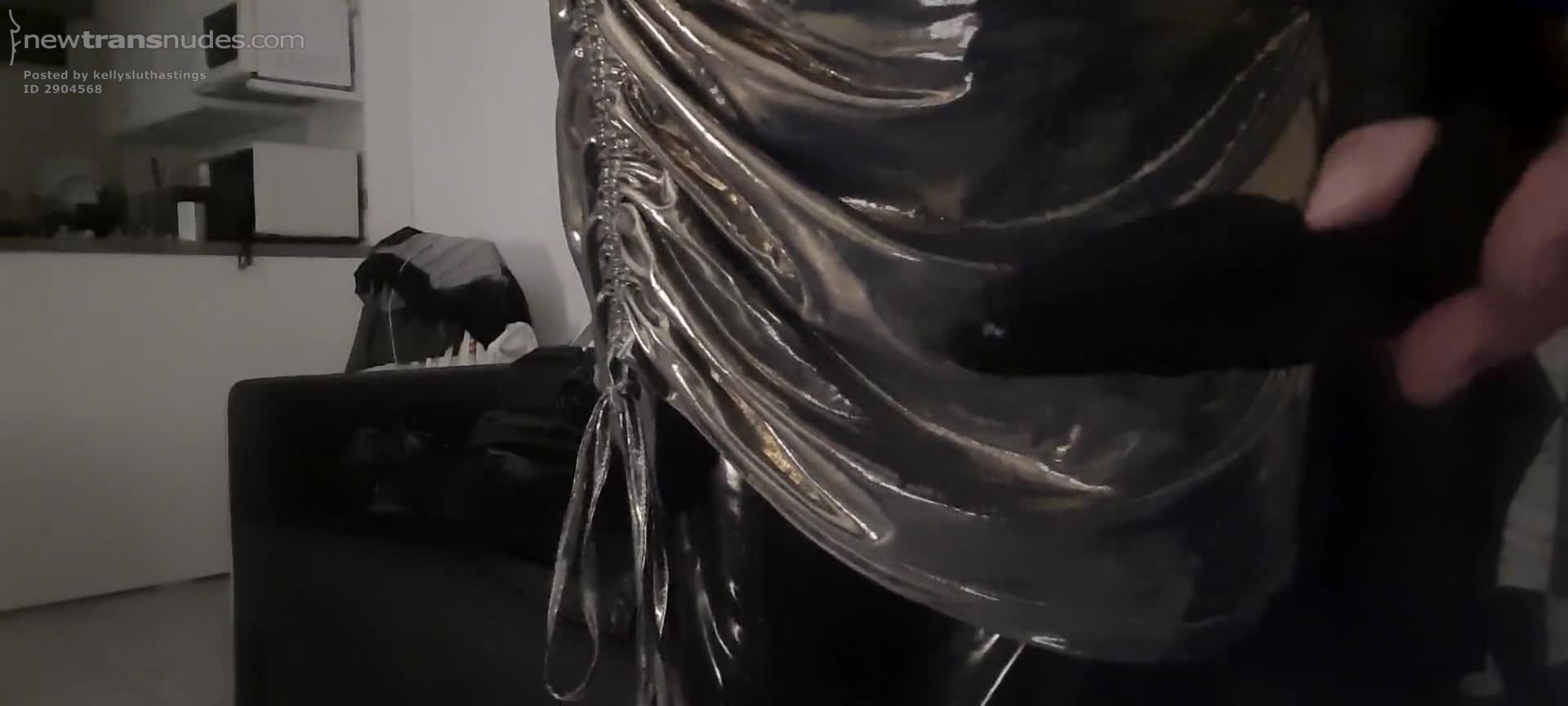 Malaga slut, playing solo.