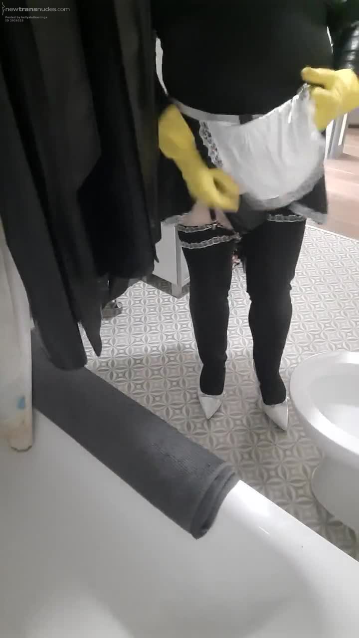 PISS MAID - ready for your golden showers