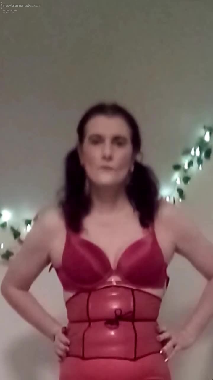 Isabella Coupe photo during sex, extreme Pleasure's SM kinks, spolshing ses...