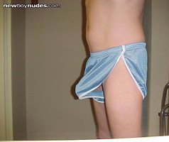 Who likes short Shorts,,, photographer needed