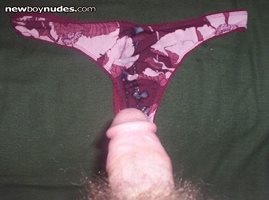 Me cumming on a pair of my sister's panties. I love her sexy panties! All c...
