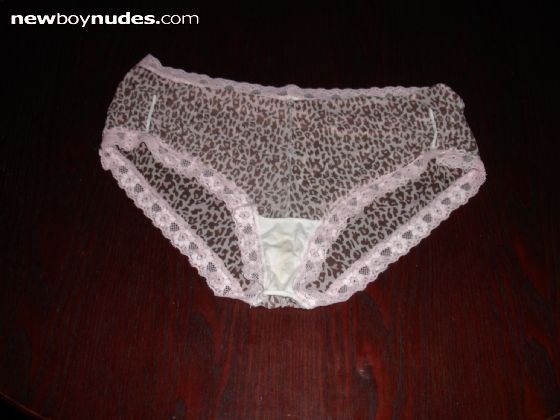 My next door neighbour lent me these, she doesn't know though