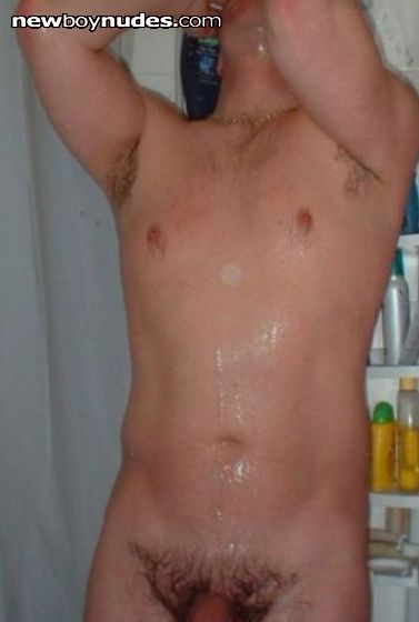 Alone in the shower....more fun with another, would you join me? Check my other pictures, and if you like? Well contact me and maybe.....(Doms,tops & Dom couples..please)