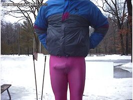 hiking outside while wearing my Danskin hot pink tights