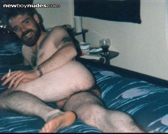 This is another older pic with lots of body hair!