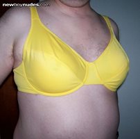 anyone have a bra fetish??