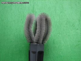 Ummm.   A Dick Cleaning brush.