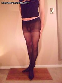 Showing off in Sexxy Lingerie, available for Girls, TV/TS/TG. Send a messag...