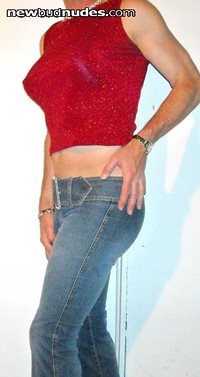 new sparkly red top and jeans