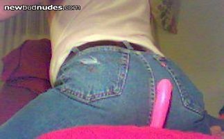 tight jeans & a little pink one too !!!