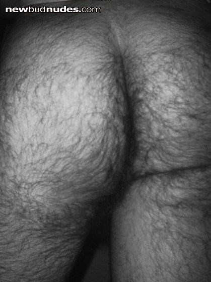 Looking to make some new mates into flashing their cocks in changing rooms after gym