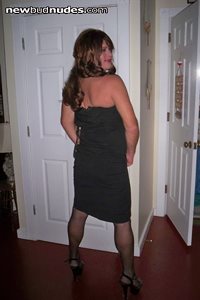 sissy claire marie's evening dress, wanna take it off me and see whats unde...